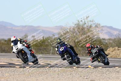 media/Dec-06-2025-CVMA (Sat) [[4a896cc04c]]/Race 4-Formula Middleweight/